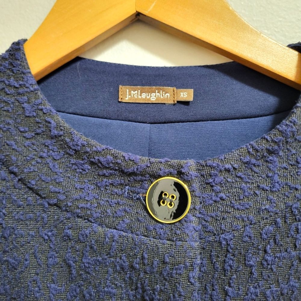 J. Mclaughlin Navy Blue And Black Textured Blazer… - image 3